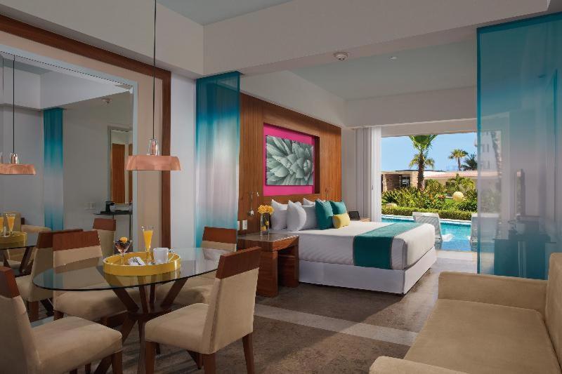 Belair Sunclub Cabos By Krystal Grand Hotel San Jose del Cabo Room photo